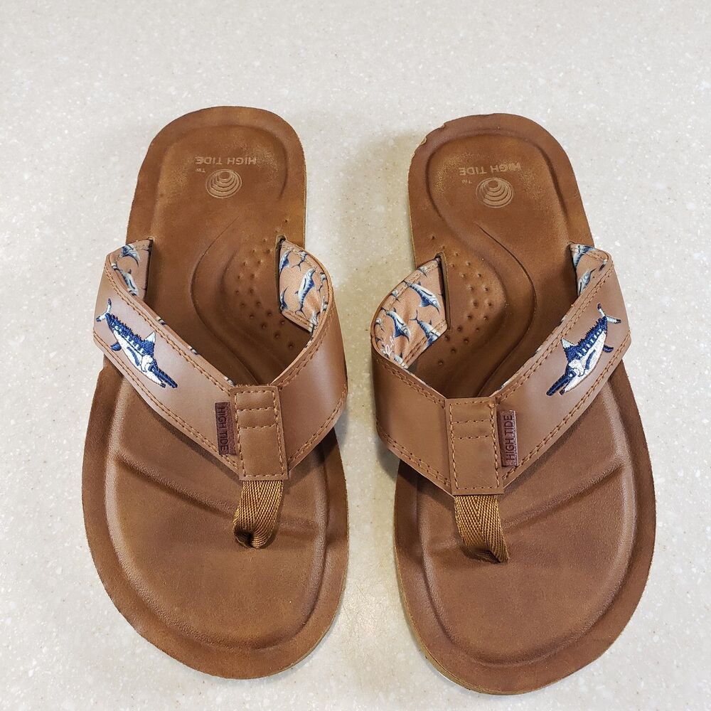 High Tide Men’s Brown Leather Flip Flops Size 8 Shark Print Thong Sandals